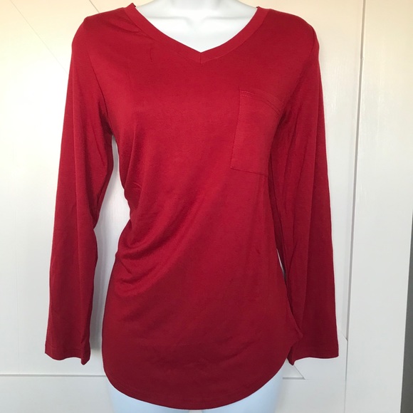 Solid red v neck casual long sleeve top - Picture 6 of 7
